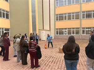 ASÜBTAM’da Oryantasyon, İş ve Laboratuvar Güvenliği Eğitimi ile Yangın Tatbikatı Gerçekleştirildi