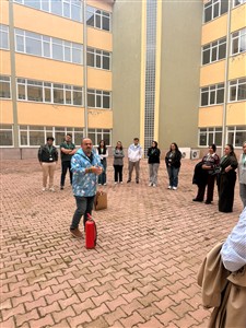 ASÜBTAM’da Oryantasyon, İş ve Laboratuvar Güvenliği Eğitimi ile Yangın Tatbikatı Gerçekleştirildi