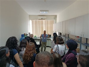 Diş Hekimliği Fakültesi Öğrencileri Oryantasyon Programı Kapsamında ASÜBTAM’ı Ziyaret Etti
