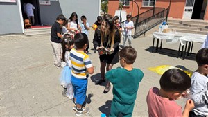 ASÜBTAM’DAN İLÇE OKULLARINA BİLİM SEVDİRME VE UYGULAMALI BİLİM ATÖLYELERİ ETKİNLİĞİ